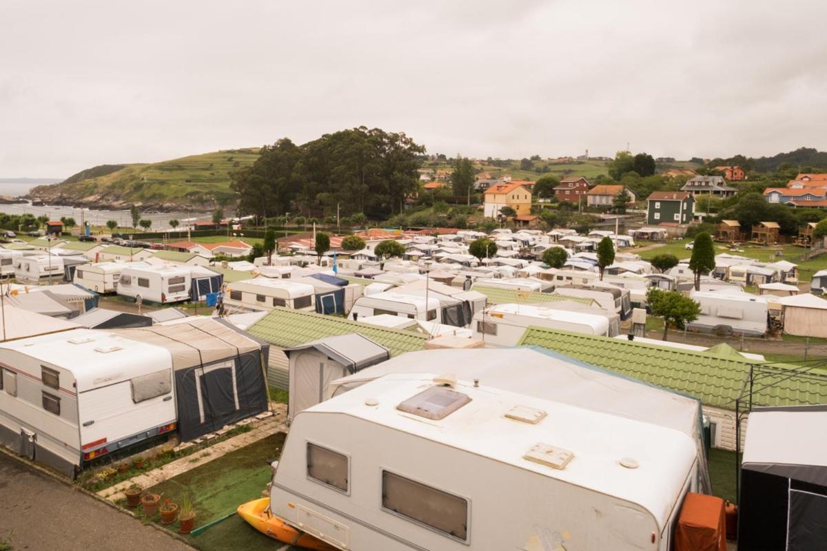 Camping Las Gaviotas Naveces Eksteriør bilde