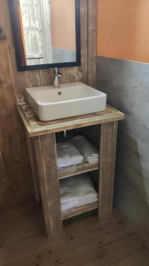 Camping Las Gaviotas Naveces Eksteriør bilde